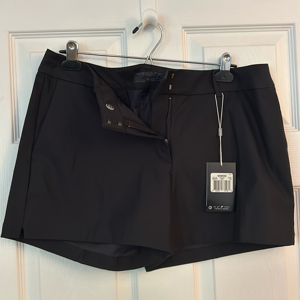 Black Nike Golf Shorts NWT